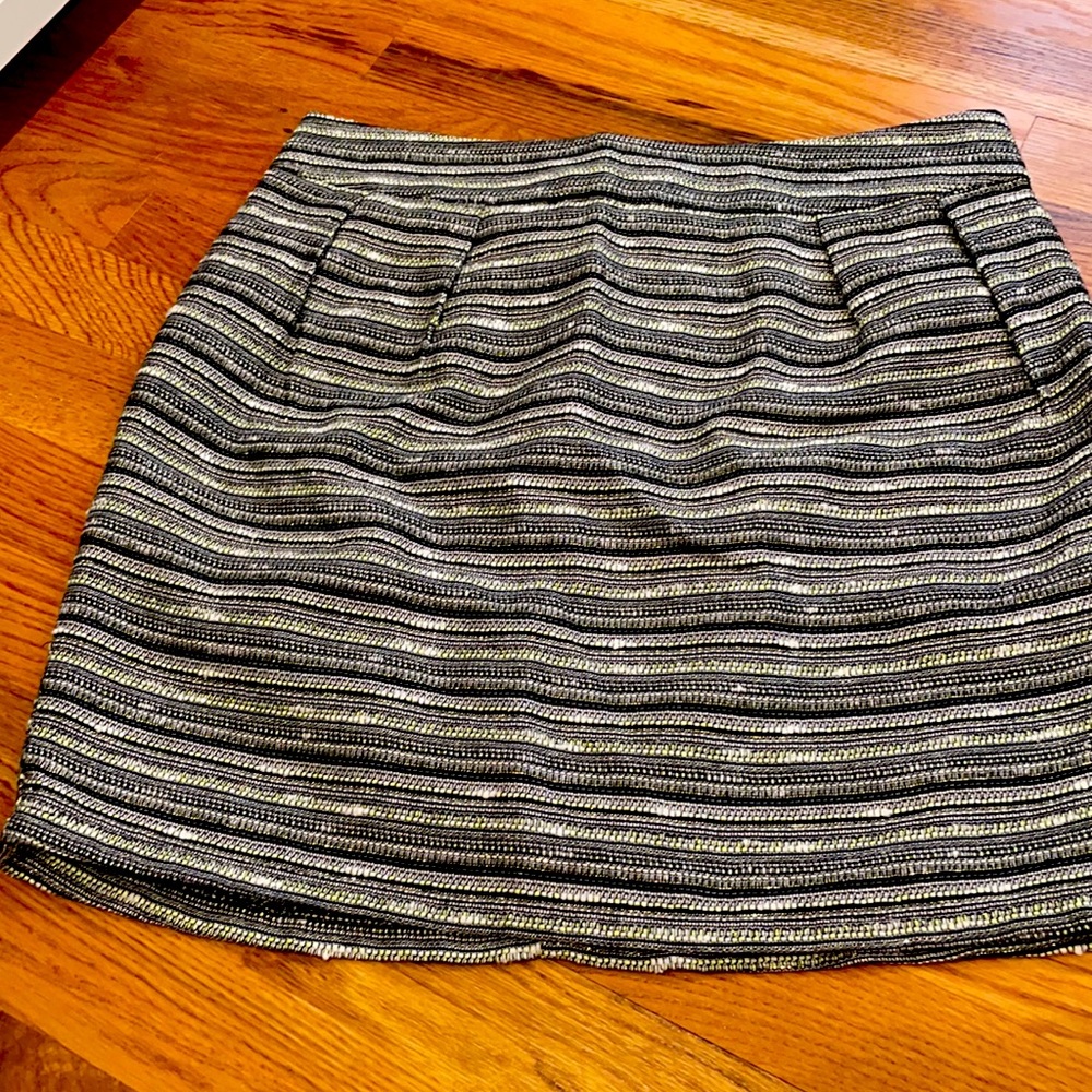 Mossimo mini metallic skirt size 6
